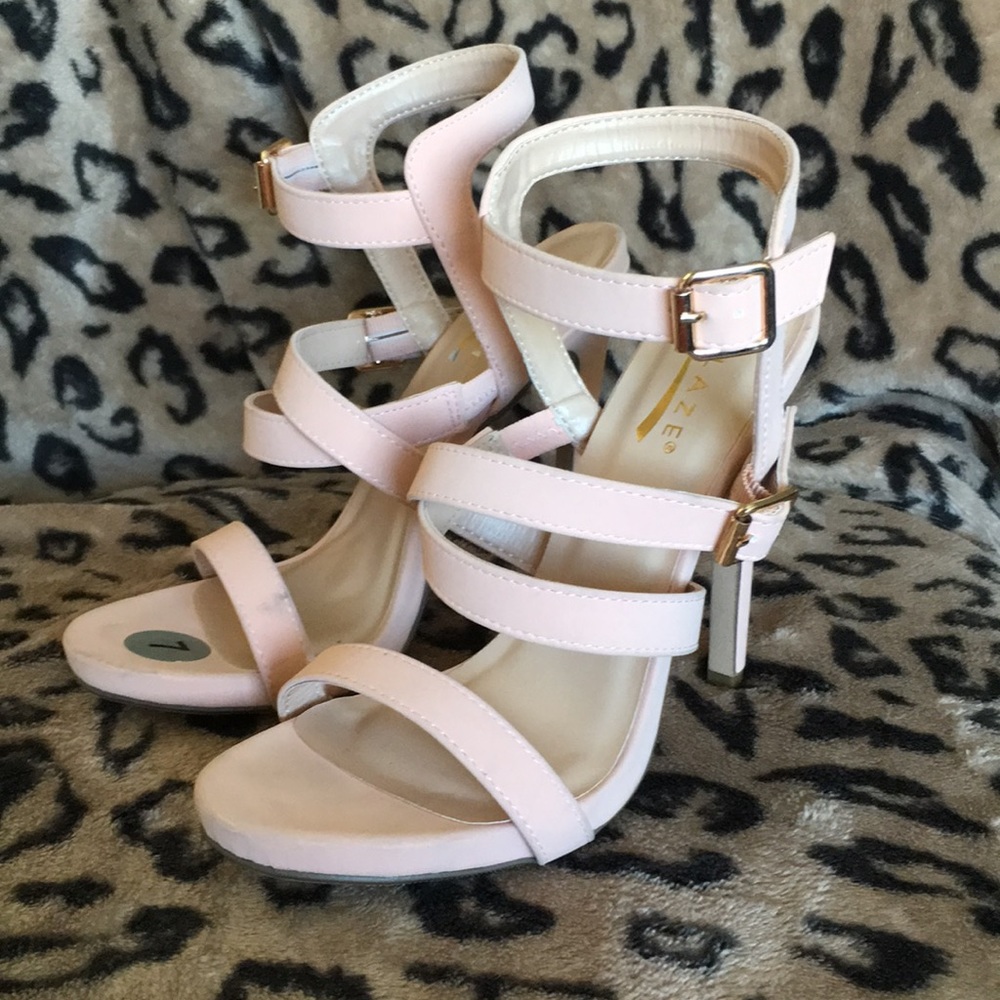 New peachy pink strappy heels